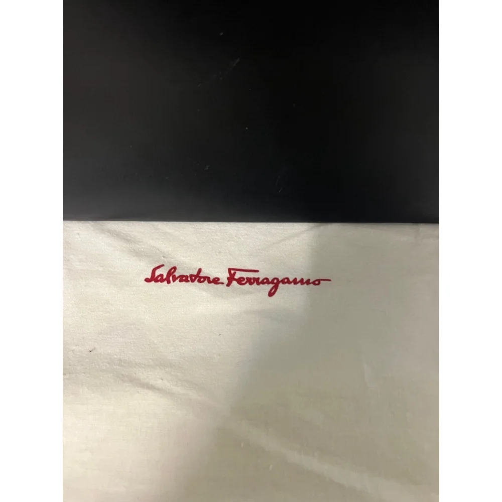 Authentic Salvatore Ferragamo Shoulder bag Gancini Calf Leather Black